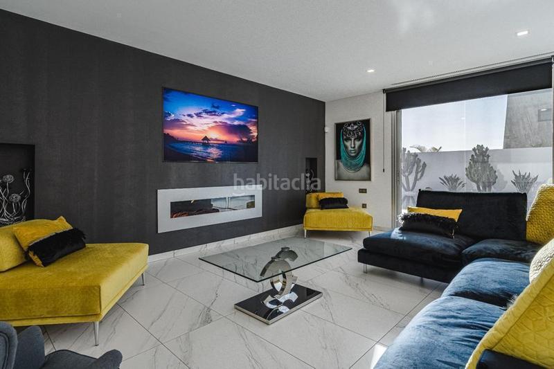 Foto 1ac6ed0b-1976-4f22-ab1a-346a664e4d58. Chalet in calle la vega 1 in Callao Salvaje - Playa Paraíso Adeje