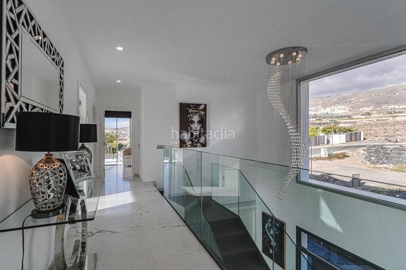 Foto d971809d-797e-4ad2-95c2-5258e3fb110e. Chalet in calle la vega 1 in Callao Salvaje - Playa Paraíso Adeje