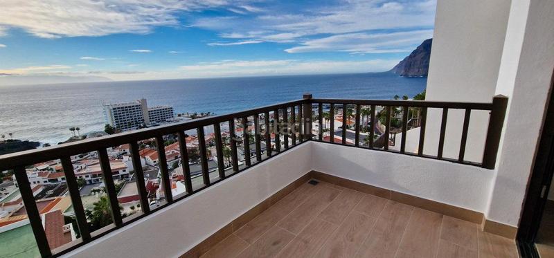 Foto f72d0c8e-58e2-4d69-b932-69ab3b9a17a1. Duplex in calle geranio 8 in Acantilados de Los Gigantes Santiago del Teide