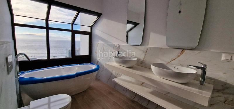 Foto f7357af4-5ff3-4d98-9a17-0a256913dfc7. Duplex in calle geranio 8 in Acantilados de Los Gigantes Santiago del Teide