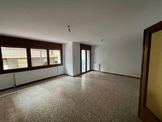 Location Appartement  Carrer bonaventura riberaygua 10. Ampli pis de 4 habitacions al centre d’andorra