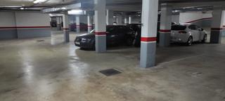 Aparcament cotxe a Carretera málaga 2. Se venden plazas de garaje