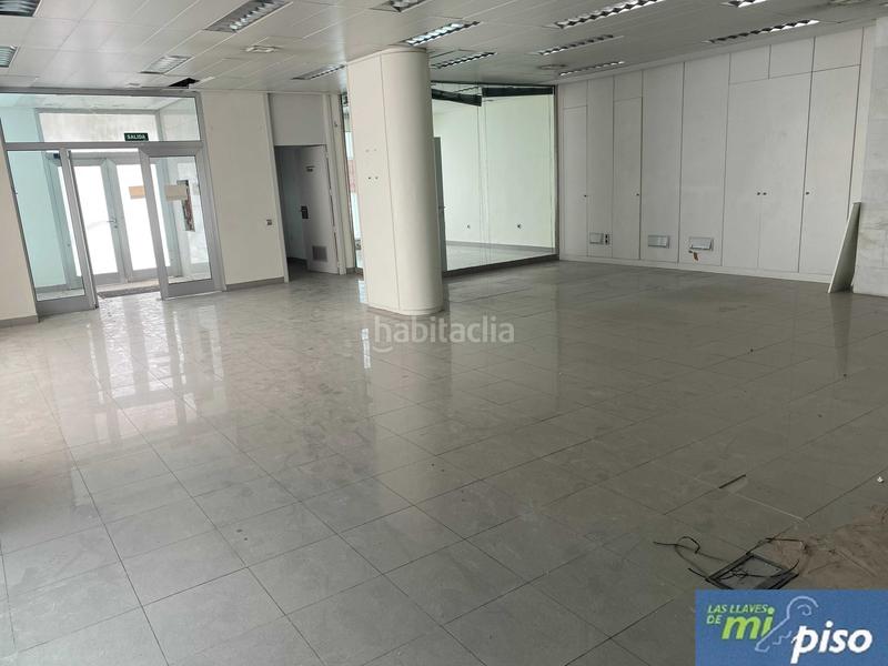 Foto 7b508b6f-cc28-4fce-9b88-73c604728485. Lloguer local comercial a n/a a Parquesol Valladolid