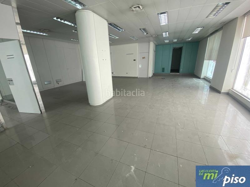 Foto e6f0afbc-c1d2-416c-98c7-787a6ebd1326. Lloguer local comercial a n/a a Parquesol Valladolid