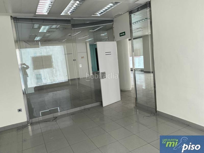 Foto c26844ce-af68-4a06-8d1d-9604d98a9e68. Location local commercial dans n/a dans Parquesol Valladolid