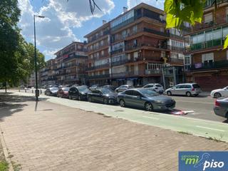 Pis en Plaza biologo jose antonio valverde 1