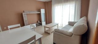 Pis a Calle don polo 34d. Oportunidad vivienda en pozaldez de tres dormitorios.