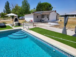 Xalet a Aldeamayor de San Martín. Oportunidad chalet independiente en aldeamayor con parcela de 6.