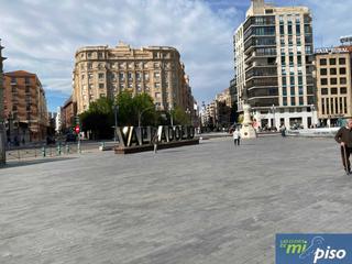 Piso en Calle maría de molina 6. Oportunidad vivienda en pleno centro de la ciudad de seis dormit