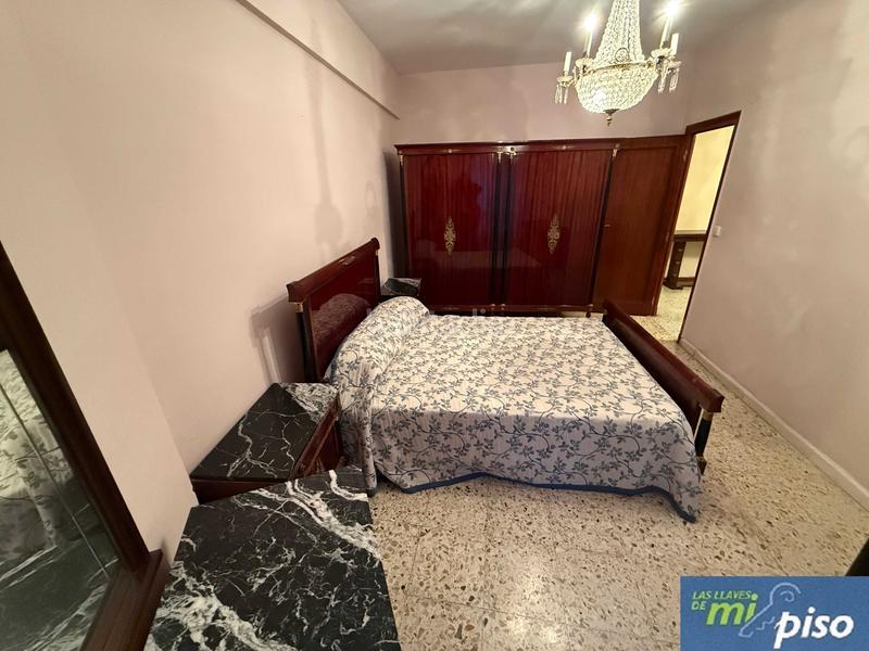 Foto f6b34f50-31f7-4247-8212-54c4bc45bae2. Appartamento in calle de fray luis de león 21 in Centro Valladolid