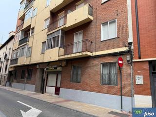 Piso en Calle prado 12. Oportunidad vivienda junto a la antigua de tres dormitorios y  d