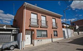Pis a Calle arco de san juan 18. Oportunidad vivienda en olmedo de tres dormitorios con gran terr
