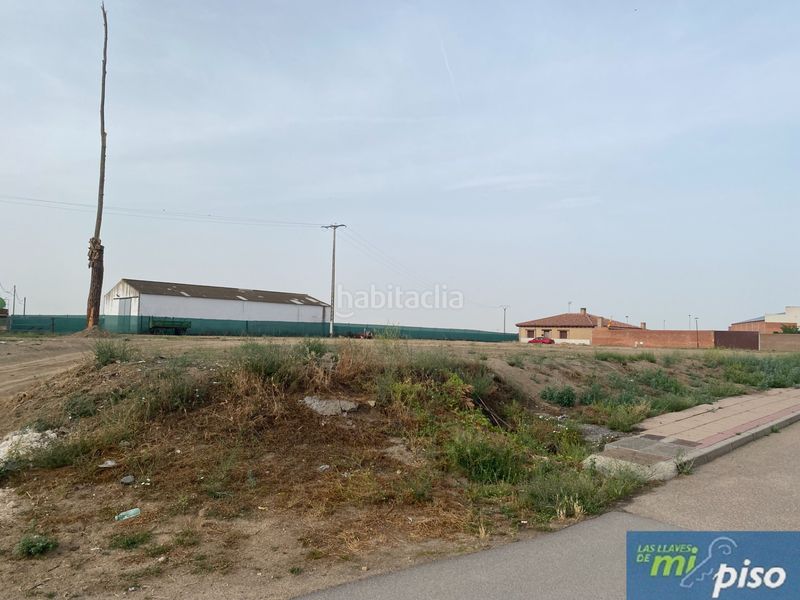 Foto 9d20d8b6-45af-40e0-bfa7-c44b67c934dc. Residential plot in calle río ebro 1 in Valdestillas