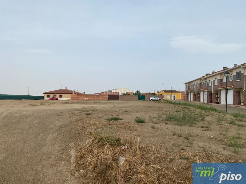 Foto ac01ad7f-2a9d-4ce2-b392-6f80ca2c5d13. Residential plot in calle río ebro 1 in Valdestillas