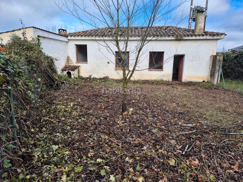 Foto b6d042c4-6d0d-46ef-bc3a-4d0b41f36651. Chalet en calle lagunillas 19 en Simancas