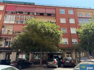 Pis a Calle de los alamillos 2. Oportunidad vivienda en san juan de tres dormitorios.