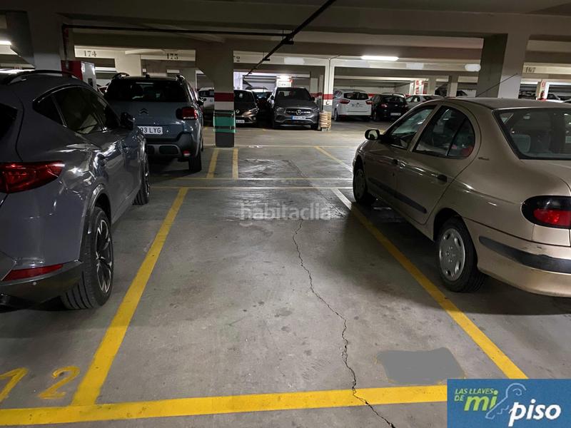 Foto 063c2f6d-9842-46e6-937d-02d30c9f4f0a. Piso en paseo del hospital militar 25 oportunidad vivienda en hospital militar de dos dormitorios con garaje. en Valladolid