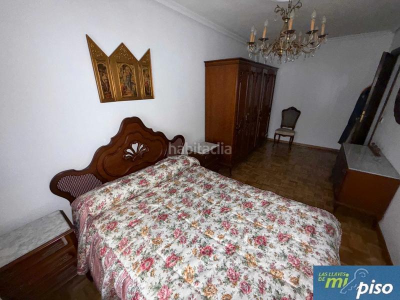 Foto 18f2faaf-61c0-443f-85c7-bf68cc674794. Piso en paseo del hospital militar 25 oportunidad vivienda en hospital militar de dos dormitorios con garaje. en Valladolid