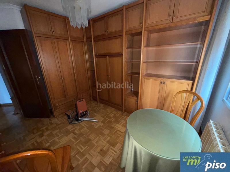 Foto f022b5be-128c-4318-9e54-5cb301166034. Piso en paseo del hospital militar 25 oportunidad vivienda en hospital militar de dos dormitorios con garaje. en Valladolid