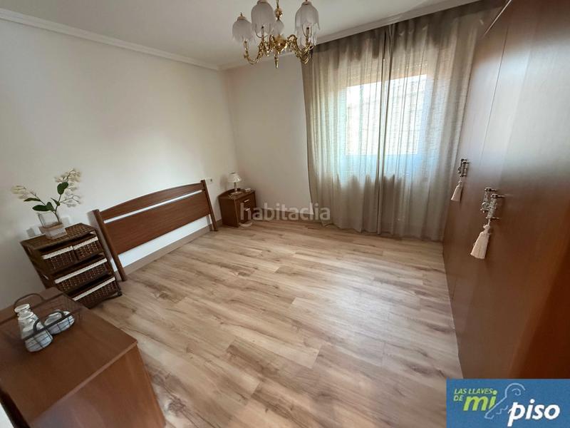 Foto 7bdbf10c-ad9c-4cca-85d6-292a223b80dc. Casa a schiera in calle virgen de la peña 50 in Tordesillas