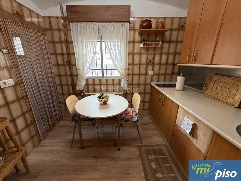 Foto a8f3cd0c-f229-406e-98a7-505fad195a1d. Casa a schiera in calle virgen de la peña 50 in Tordesillas