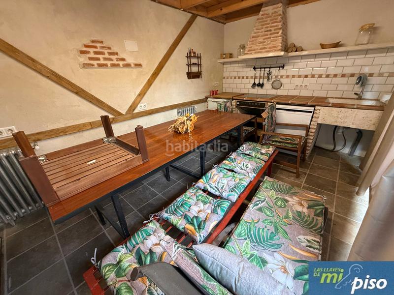 Foto b6a9e536-e31a-4411-af7f-685ba11f53d8. Casa a schiera in calle virgen de la peña 50 in Tordesillas