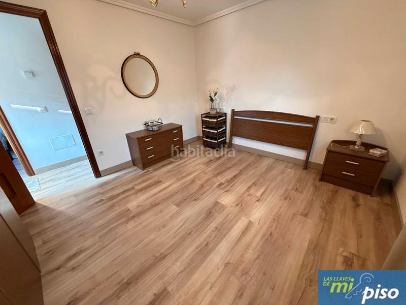 Foto c33bba0b-f1cb-4020-8448-f0e652d56e4f. Casa a schiera in calle virgen de la peña 50 in Tordesillas