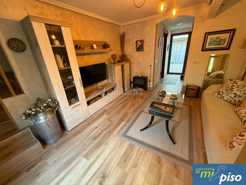 Foto db57ee28-0323-4340-a552-02dcca6e26a2. Casa a schiera in calle virgen de la peña 50 in Tordesillas