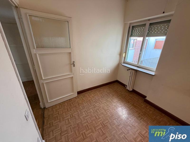 Foto 0417abb8-7ed5-407c-a316-58a9c4a39661. Pis a calle san felipe 1 a Centro Valladolid