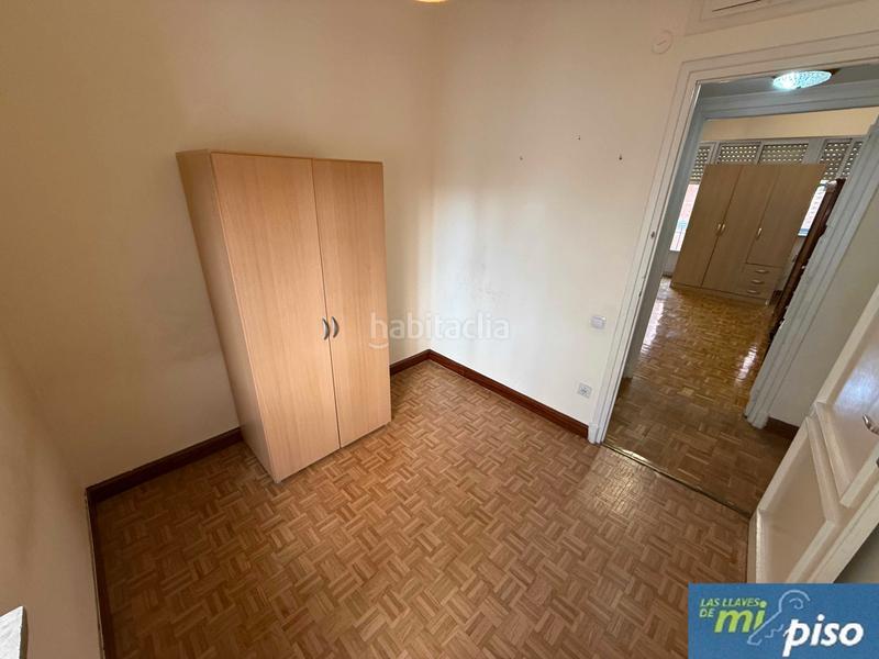 Foto 0cc9e3a4-e047-4336-805f-1f615f4a4bd1. Pis a calle san felipe 1 a Centro Valladolid