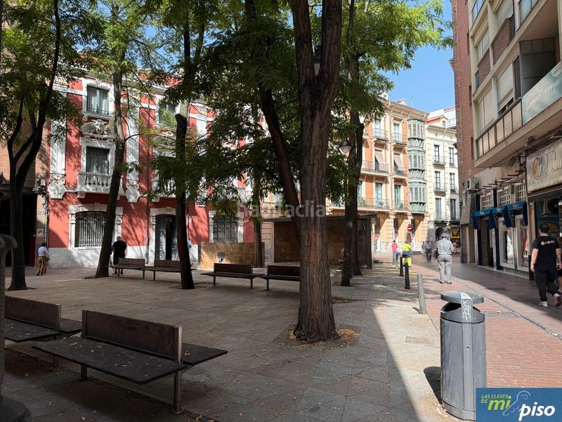 Foto 41d10e60-621b-49d2-869d-d631dd4eec28. Pis a calle san felipe 1 a Centro Valladolid