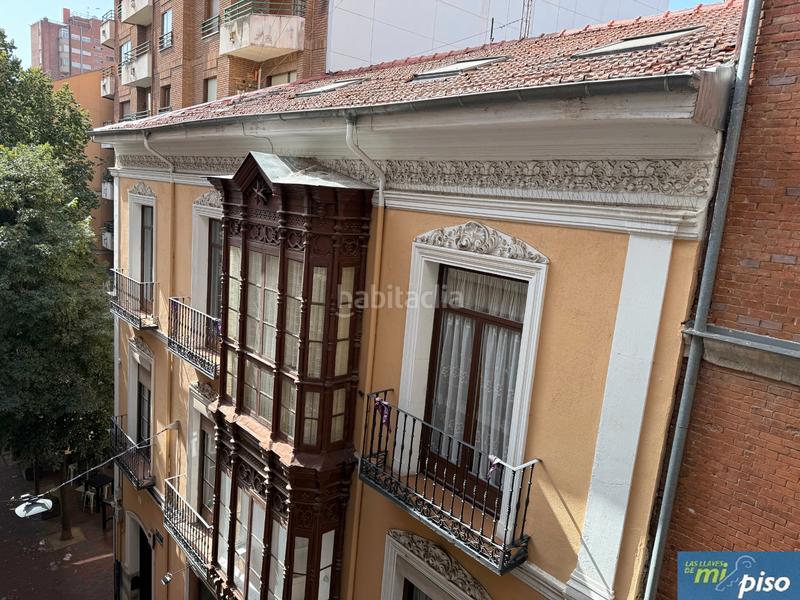 Foto 93f42331-eb8b-43cd-9061-186a4fea38c1. Pis a calle san felipe 1 a Centro Valladolid