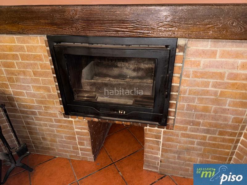 Foto c847c047-e628-4793-b34f-d6ecd5edeec4. Casa adossada a camino hondo 9 a Cistérniga