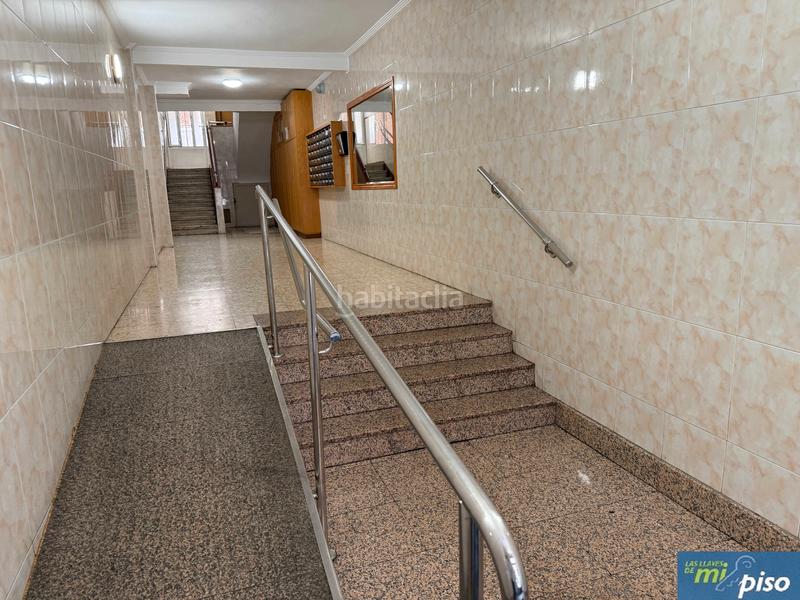 Foto 520bed59-6fee-4638-b1cb-d6e4b95fae8c. Pis a calle tordo 6 a Pajarillos Bajos Valladolid