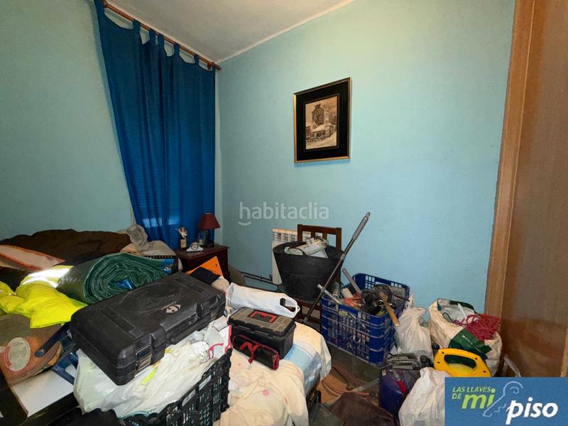 Foto 487629d5-d8cf-4263-b4b4-b5452afe91d1. Flat in calle aaiún 2 in Delicias Valladolid