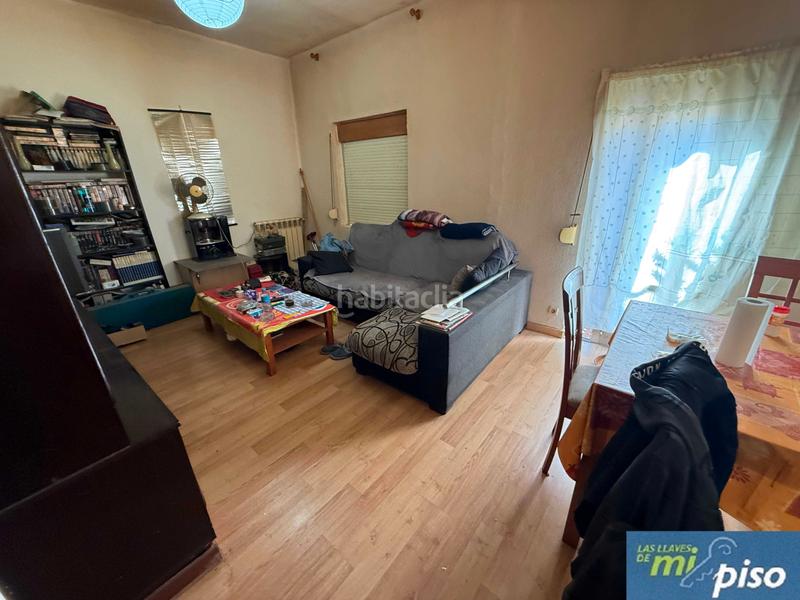 Foto 9da6d358-e8f2-4fe7-b176-5013226597a4. Flat in calle aaiún 2 in Delicias Valladolid