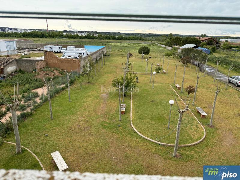 Foto 0a394832-3f82-4bcd-9662-1818b008b57a. Appartamento in avenida de santander 173 in Soto de Medinilla Valladolid