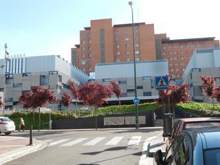 Appartement  Calle doctor fleming 4. Oportunidad vivienda reformada  frente al clinico de dos dormito