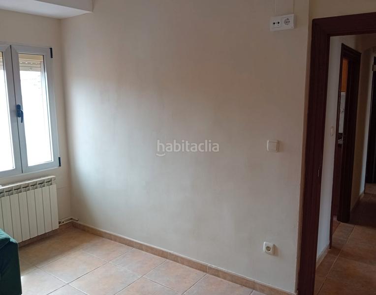 Foto 97d8bd53-d545-42b7-a1ec-f6427bab2796. Flat in calle doctor fleming 4 in Hospital Valladolid