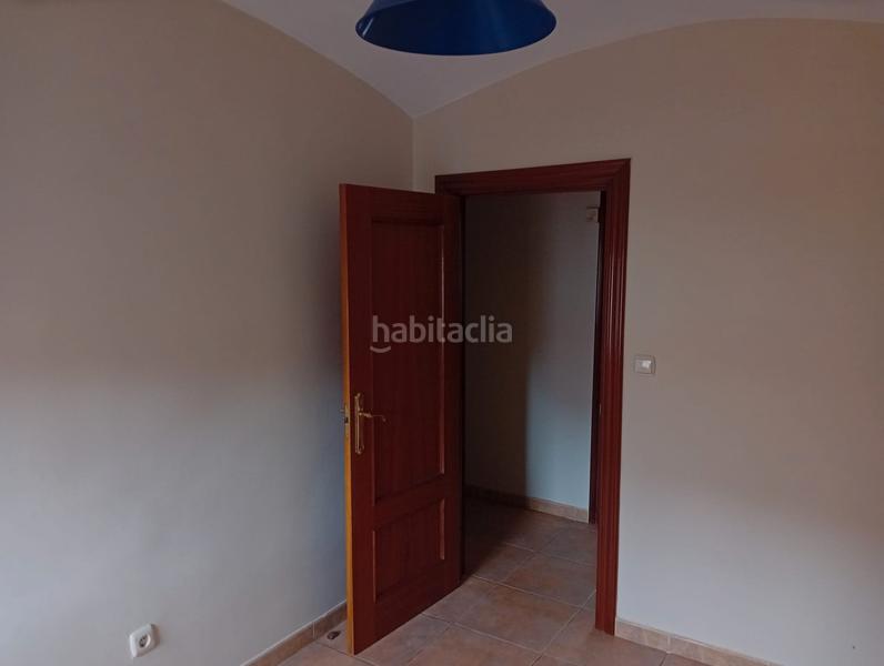 Foto eb3776d9-1def-45f6-835e-d564811e890b. Flat in calle doctor fleming 4 in Hospital Valladolid