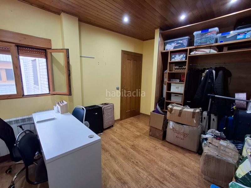 Foto 59a9559f-eef5-4952-ac33-7a03c8422781. Casa a schiera con camino riscaldamento in Cigales