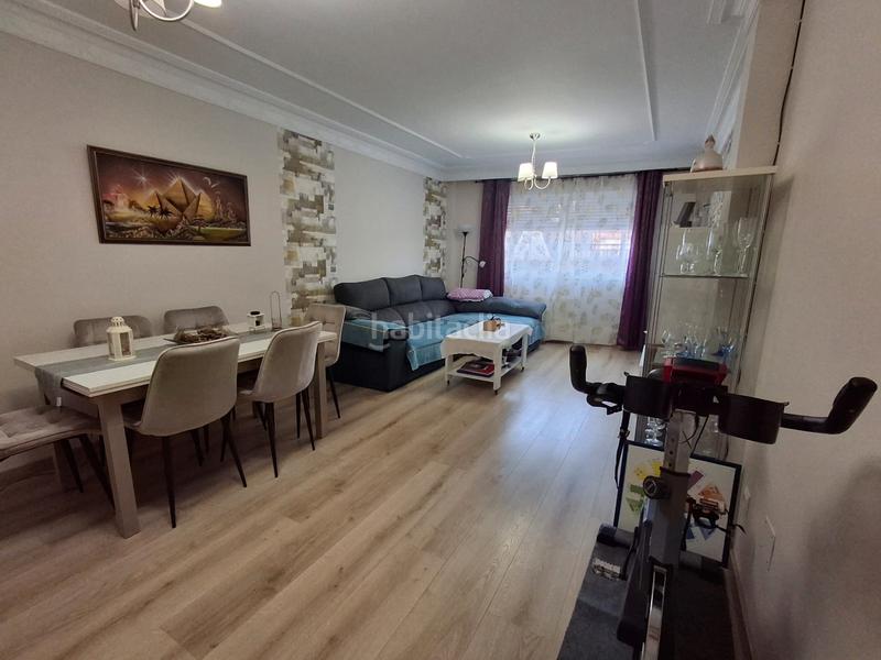 Foto 6d6c823a-4352-4f3c-b599-504a12421564. Casa a schiera con camino riscaldamento in Cigales