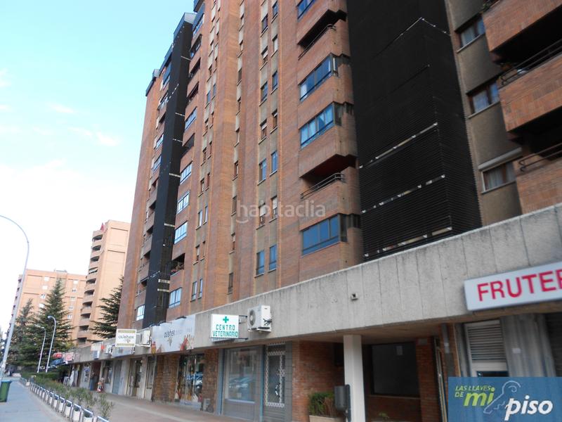 Foto a92ceb6f-eacf-4edc-8d97-fb595c5250f3. Appartement dans calle de mateo seoane sobral 3 dans Valladolid