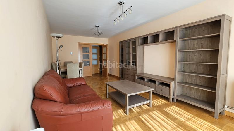 Foto 048f86e2-9e87-4767-a835-3f5840ae48e7. Appartement dans calle de hernando de acuña 27 dans Valladolid