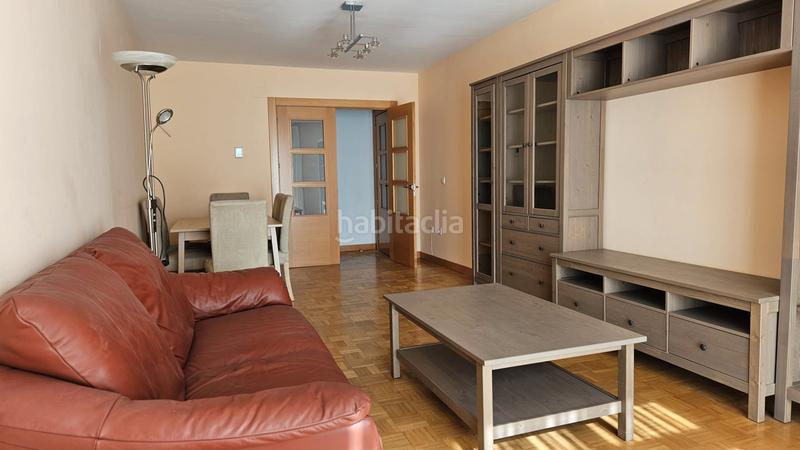 Foto 49306bde-984e-42cf-b6aa-d052ec605973. Appartement dans calle de hernando de acuña 27 dans Valladolid