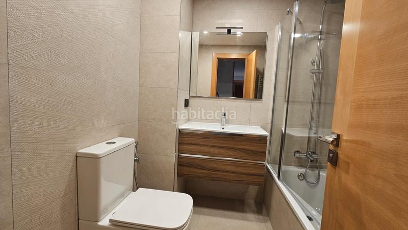 Foto c71a5de5-8c9c-4e66-8af1-dbf3ad7327a3. Appartement dans calle de hernando de acuña 27 dans Valladolid