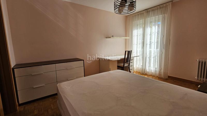 Foto cf21c6f5-7c0a-400d-a741-7242b71cb42b. Appartement dans calle de hernando de acuña 27 dans Valladolid