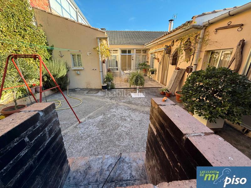 Foto 08c9a663-2eff-4bb5-addd-13c1adbff0bd. Chalet con camino riscaldamento parcheggio in Soto de Medinilla Valladolid