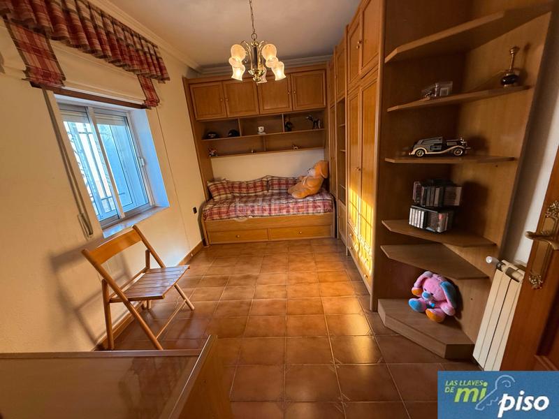 Foto 0bdc64fc-1580-4d0f-beae-8f7da255ae2f. Chalet con camino riscaldamento parcheggio in Soto de Medinilla Valladolid