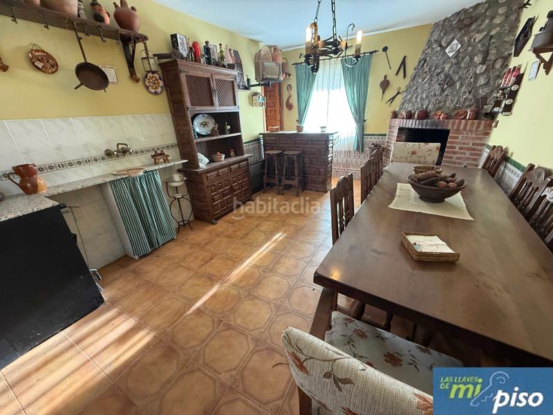 Foto 1afcc96a-2113-47ba-b6c0-74f87d5a9643. Chalet con camino riscaldamento parcheggio in Soto de Medinilla Valladolid
